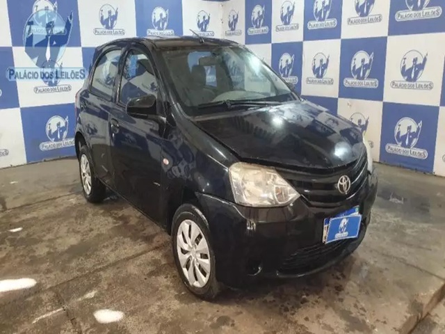 TOYOTA/ETIOS HB X 2016