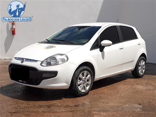 FIAT PUNTO ATTRACTIVE 2015